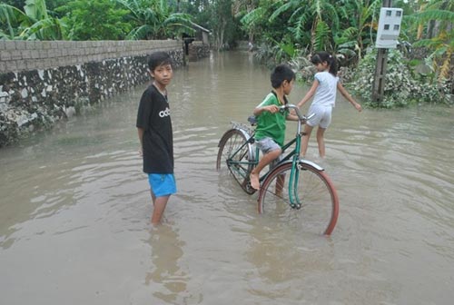 Cảnh tan hoang sau vụ vỡ 2 hồ đập ở Thanh Hóa - 15