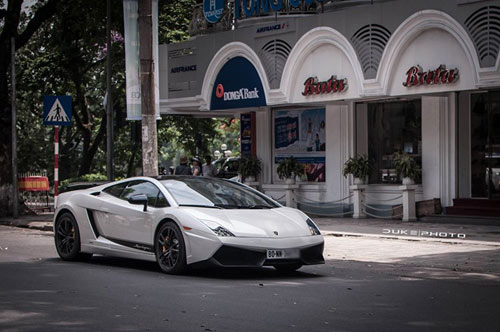 Những siêu xe "khủng" từng xuất hiện tại Hà Nội - 4