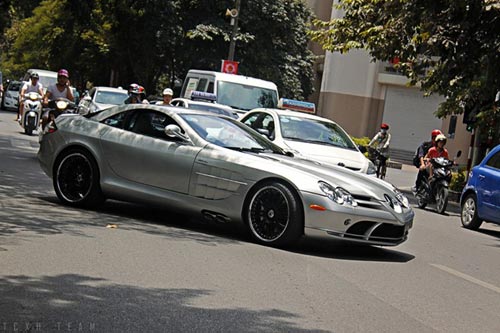 Những siêu xe "khủng" từng xuất hiện tại Hà Nội - 6