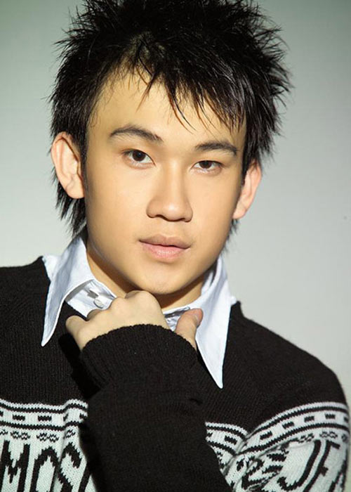 Sao "chết chìm" dưới bóng anh chị em ruột - 7