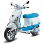 Ô tô - Xe máy - Vespa Bi-color điệu đà giá 67,5 triệu đồng