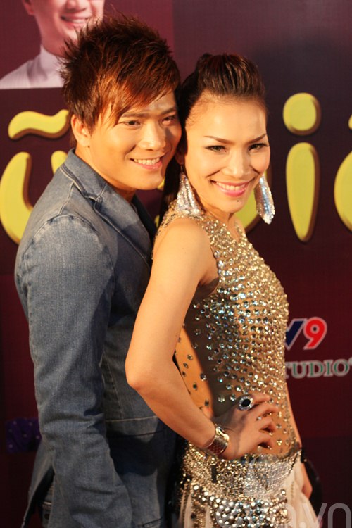 Sao "chết chìm" dưới bóng anh chị em ruột - 2