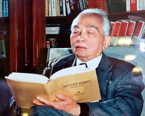 Khoảnh khắc đời thường của Tướng Giáp - 13