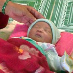 Bé gái bị chôn sống: Vì… đông con