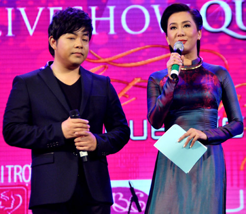 Phương Thanh nức nở bên Quang Lê - 3