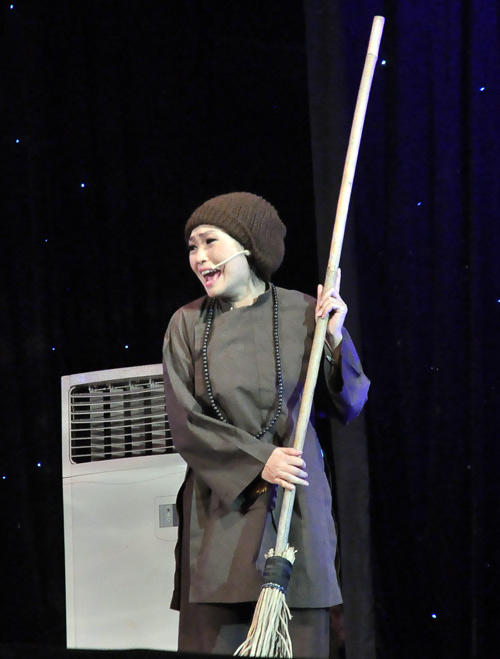 Phương Thanh nức nở bên Quang Lê - 10