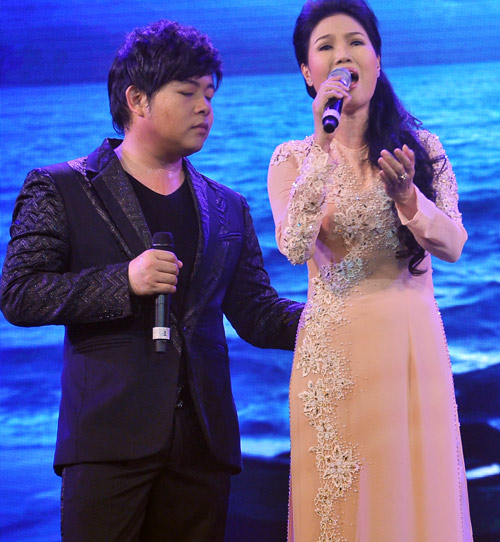 Phương Thanh nức nở bên Quang Lê - 9