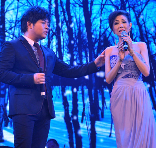 Phương Thanh nức nở bên Quang Lê - 11