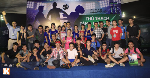 Trầm trồ với cao thủ “Thử thách tâng bóng” - 10