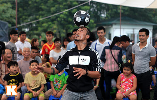 Cuối tuần nóng với Thử thách tâng bóng 24H - 13