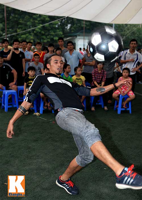 Cuối tuần nóng với Thử thách tâng bóng 24H - 14