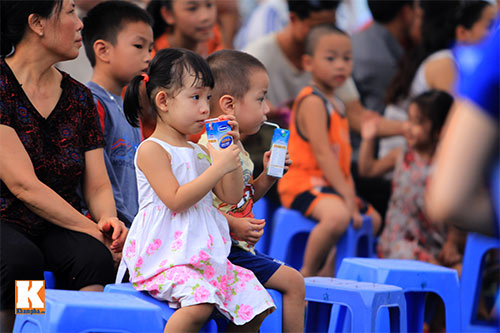 Cuối tuần nóng với Thử thách tâng bóng 24H - 11