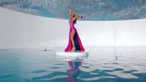 Chi phí cắt cổ MV nóng bỏng Britney Spears - 5