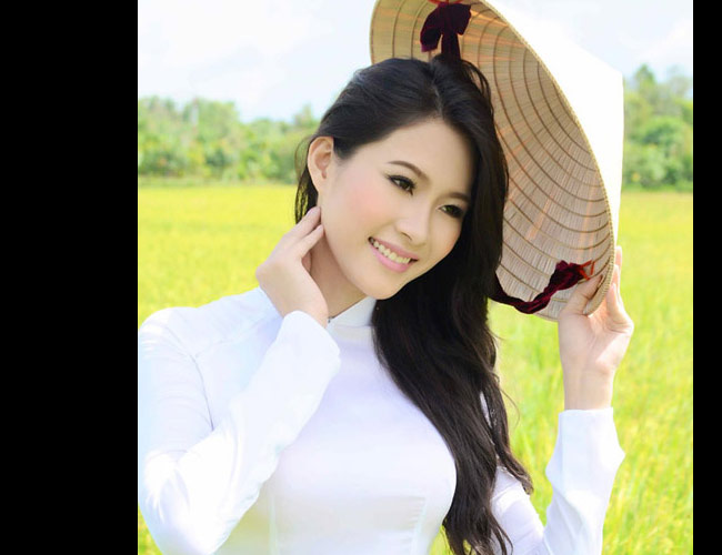 Hoa hậu Việt Nam Đặng Thu Thảo xinh lung linh.
