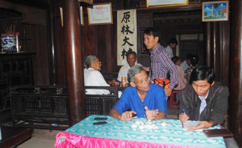 Người dân quê nhà đến tiễn biệt Đại tướng - 14