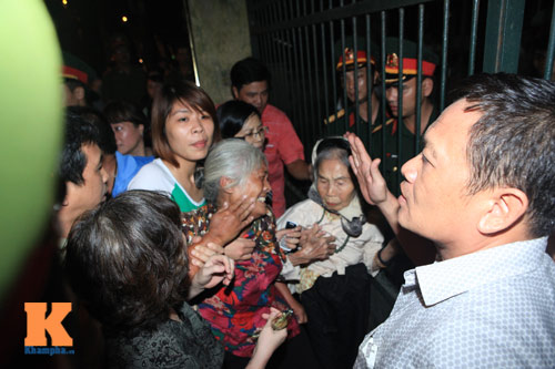 Rơi lệ vì không được vào thắp hương Tướng Giáp - 9