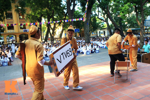 Học sinh Thủ đô tái hiện trận Điện Biên Phủ - 6