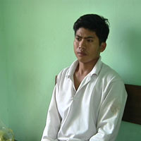 Pháp luật - Hỗn chiến lúc đi vệ sinh, 2 người thương vong