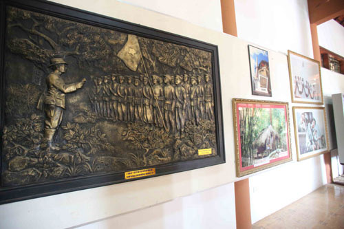 Lập ban thờ Đại tướng trên cứ điểm Điện Biên Phủ - 4