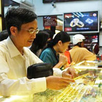 Kinh doanh - Giá vàng, giá USD đồng loạt tăng