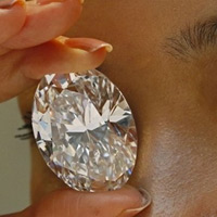 Tin tức trong ngày - Giá bán kỷ lục cho viên kim cương cực hiếm