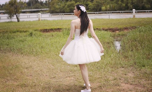Trương Quỳnh Anh hóa "thiên nga trắng" - 10