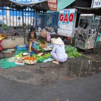 Thị trường - Tiêu dùng - TP.HCM: Thực phẩm tăng giá dữ dội