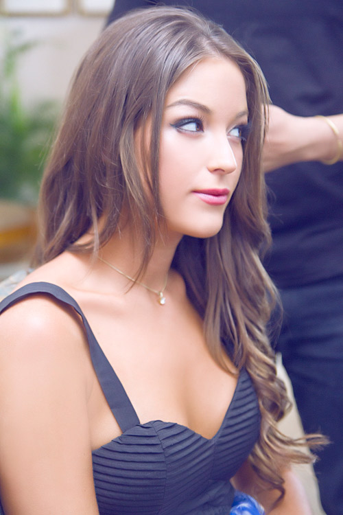 Á hậu Miss Global khoe nét thiên thần - 10