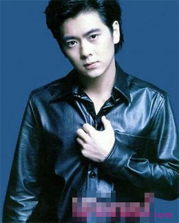 Xôn xao "bản sao" của người nổi tiếng - 10