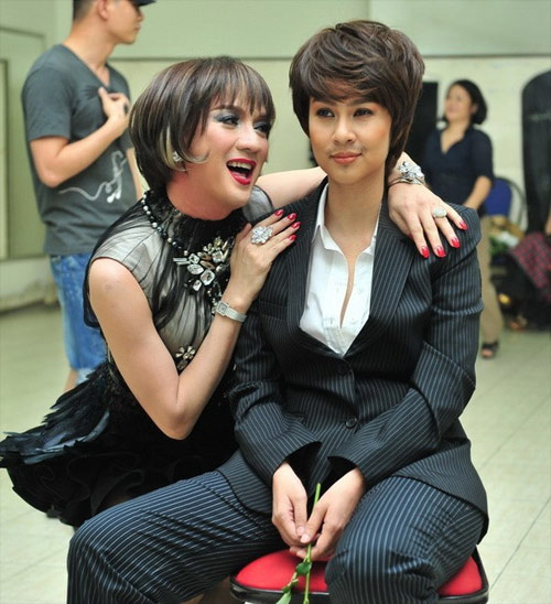 Xôn xao "bản sao" của người nổi tiếng - 2