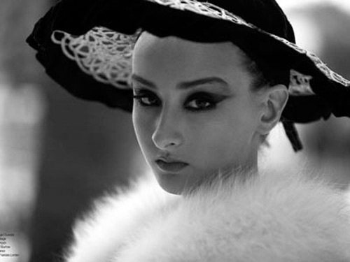 Xôn xao "bản sao" của người nổi tiếng - 4