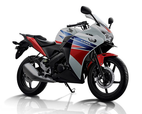 Honda CBR150R 2014 thay đổi ở màu sơn - 4