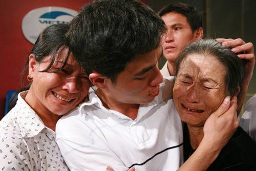 Bật khóc với những show truyền hình Việt - 3