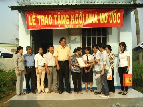Bật khóc với những show truyền hình Việt - 9