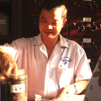 Sức khỏe đời sống - Chồng vô sinh, vợ đi chữa một mình