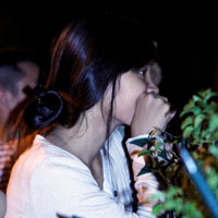 Bạn trẻ - Cuộc sống - Giới trẻ thức trắng đêm trước nhà Đại tướng