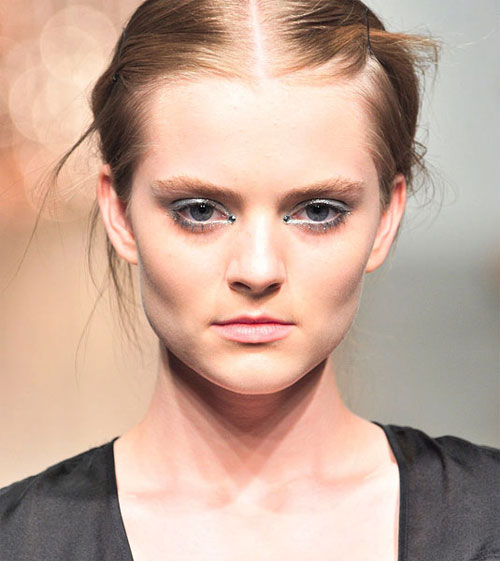 4 cách viền trắng cho đôi mắt tỏa sáng - 10