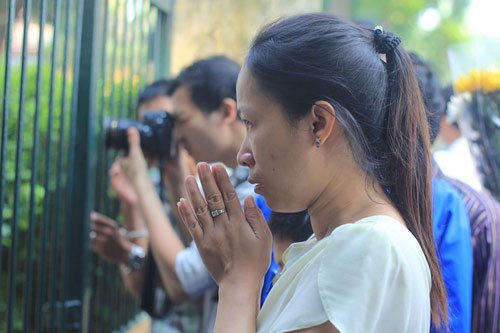 Hết ngày viếng, dân vẫn đổ về nhà Đại tướng - 7