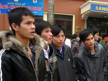 Lao động Việt sang Hàn: Cò tung chiêu lừa - 1