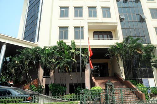 Chính thức treo cờ rủ để tang Đại tướng - 14