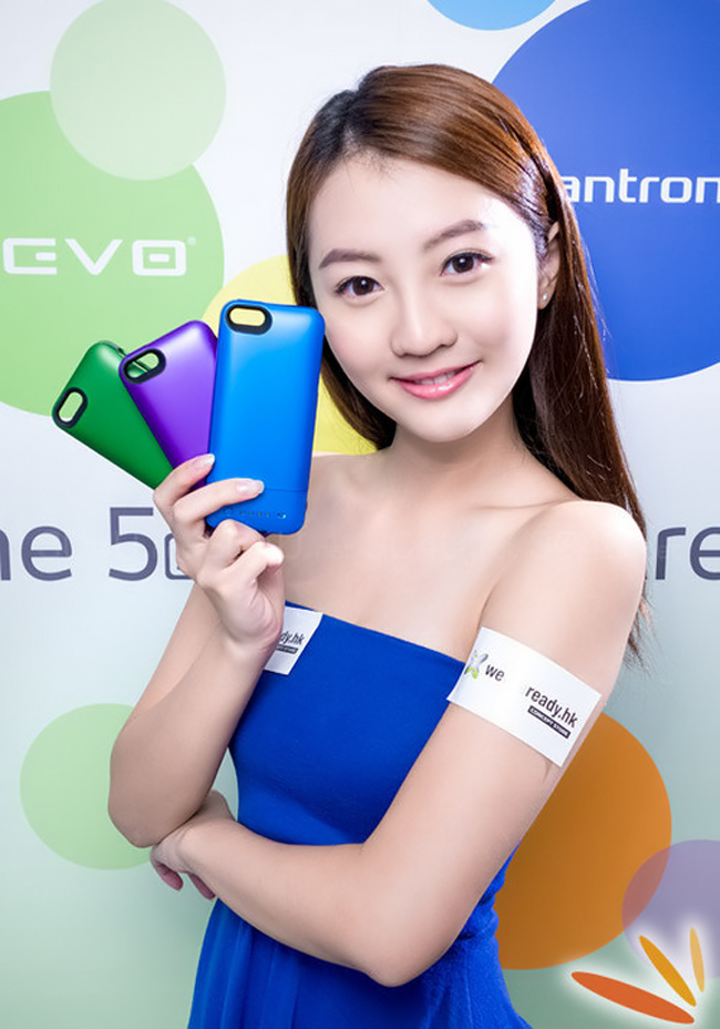 Hotgirl cực dễ thương bên iPhone 5S

Mỹ nữ khoe vòng 1 căng tròn bên 'dế' khủng

Trải nghiệm smartphone cùng người đẹp

'Ngọc nữ' dịu dàng cùng smartphone
