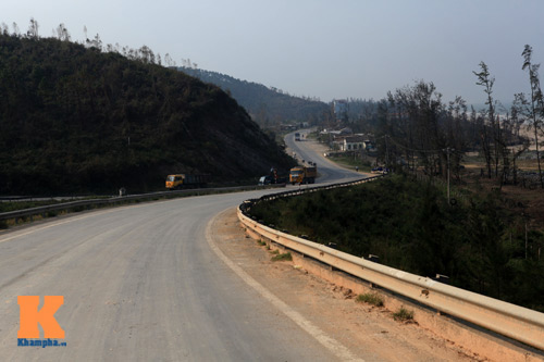 Dân được vào viếng Đại tướng ngay sau lễ an táng - 2