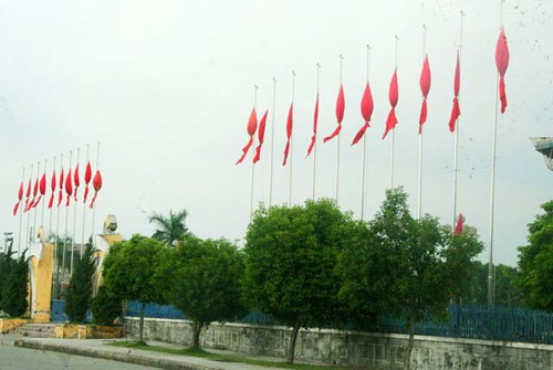 Chính thức treo cờ rủ để tang Đại tướng - 4