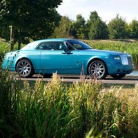 Ô tô - Xe máy - Rolls-Royce Phantom tuyệt đẹp với màu xanh Ả-Rập