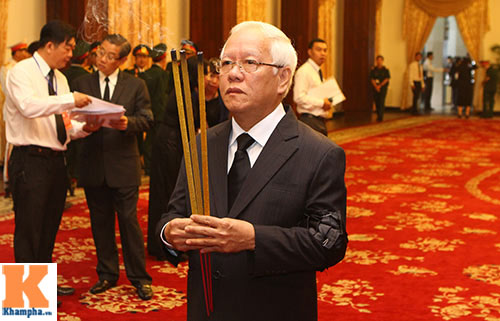 TP.HCM tổ chức viếng Đại tướng Võ Nguyên Giáp - 10