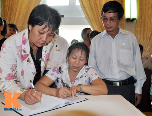 TPHCM: Người dân khóc thương tiễn biệt Đại tướng - 2