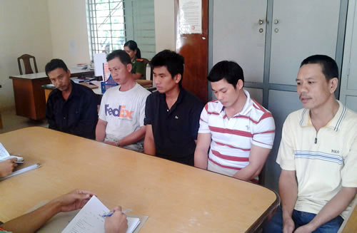 Đi trộm cũng phải... đông vui! - 2