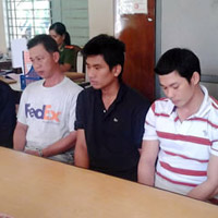 Tin Đà Nẵng - Đi trộm cũng phải... đông vui!