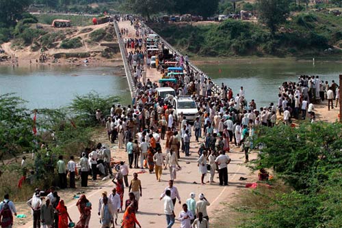 Vụ giẫm đạp ở Ấn Độ: Cảnh tượng kinh hoàng - 5