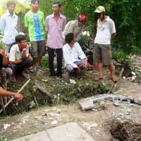 Tin tức trong ngày - Bé trai tử vong sau tiếng nổ lớn